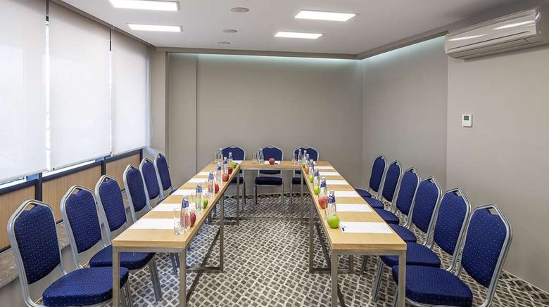 <b>Best Western Premier Plovdiv Hills Meeting</b>. Images powered by <a href="https://iceportal.shijigroup.com/" title="IcePortal" target="_blank">IcePortal</a>.