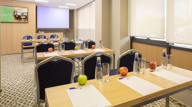 <b>Best Western Premier Plovdiv Hills Meeting</b>. Images powered by <a href="https://iceportal.shijigroup.com/" title="IcePortal" target="_blank">IcePortal</a>.