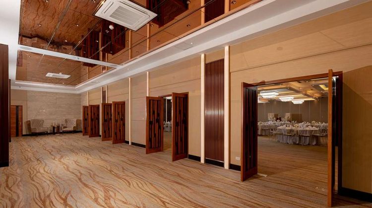 Best Western Metro Clark Ballroom