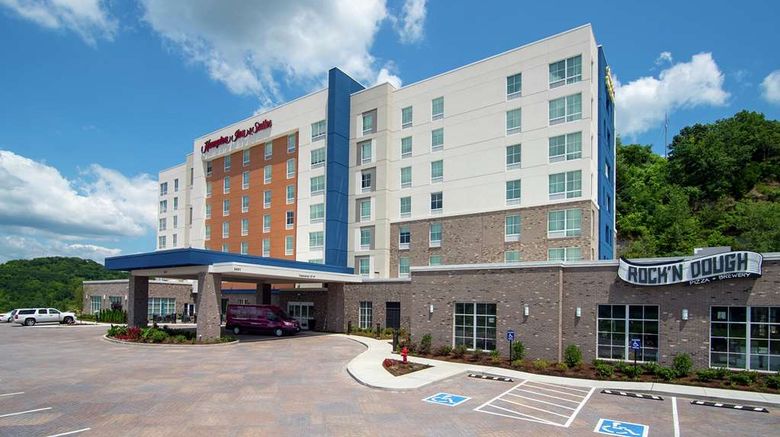 Hampton Inn/Stes Nashville North Skyline Exterior. Images powered by <a href="https://iceportal.shijigroup.com" target="_blank" rel="noopener">Ice Portal</a>.