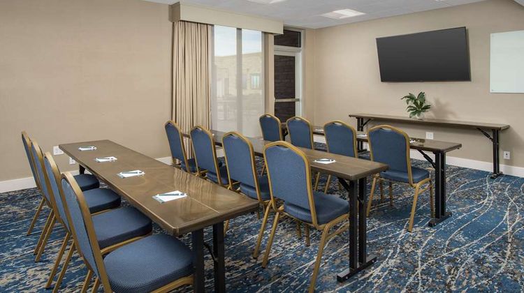 Tru by Hilton Denver Airport Tower Road Meeting