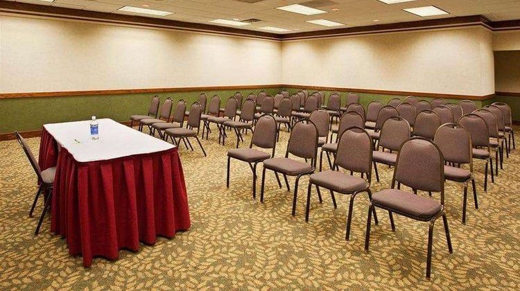 Baymont Inn & Suites Marietta Meeting