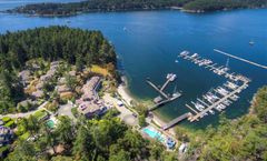 Poets Cove Resort & Spa