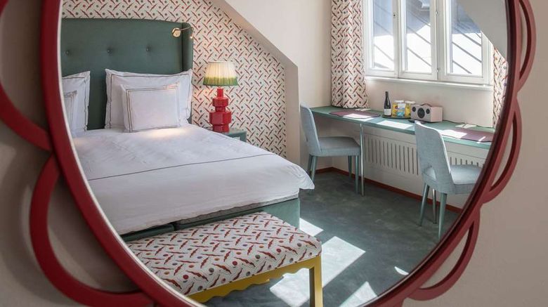 <b>The Sparrow Hotel Room</b>. Images powered by <a href="https://iceportal.shijigroup.com/" title="IcePortal" target="_blank">IcePortal</a>.