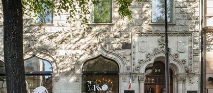 The Sparrow Hotel Exterior