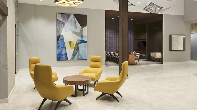 Hyatt Place Toronto/Mississauga Centre Lobby
