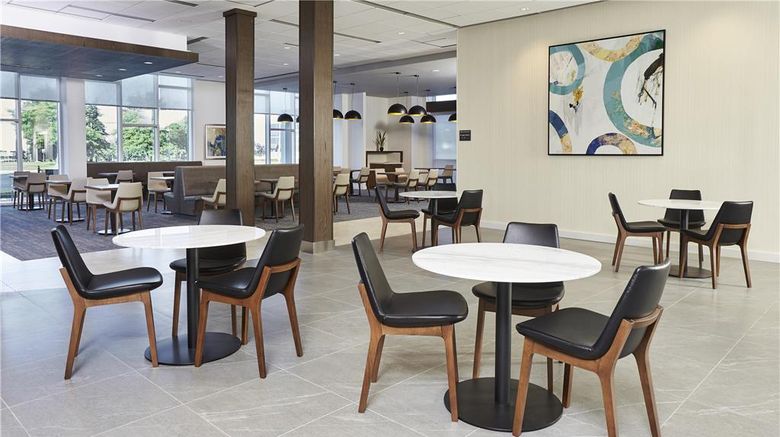 <b>Hyatt Place Toronto/Mississauga Centre Restaurant</b>. Images powered by <a href="https://iceportal.shijigroup.com/" title="IcePortal" target="_blank">IcePortal</a>.