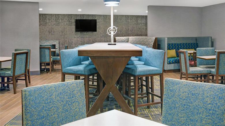 <b>Hampton Inn Westfield Restaurant</b>. Images powered by <a href="https://iceportal.shijigroup.com/" title="IcePortal" target="_blank">IcePortal</a>.