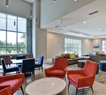 Hilton Garden Inn Biloxi Lobby