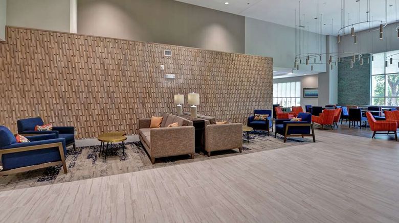 <b>Hilton Garden Inn Biloxi Lobby</b>. Images powered by <a href="https://iceportal.shijigroup.com/" title="IcePortal" target="_blank">IcePortal</a>.