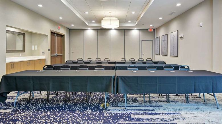 <b>Hilton Garden Inn Biloxi Meeting</b>. Images powered by <a href="https://iceportal.shijigroup.com/" title="IcePortal" target="_blank">IcePortal</a>.
