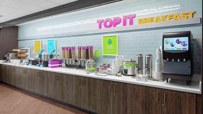 <b>Tru by Hilton Cleveland Midtown Restaurant</b>. Images powered by <a href="https://iceportal.shijigroup.com/" title="IcePortal" target="_blank">IcePortal</a>.