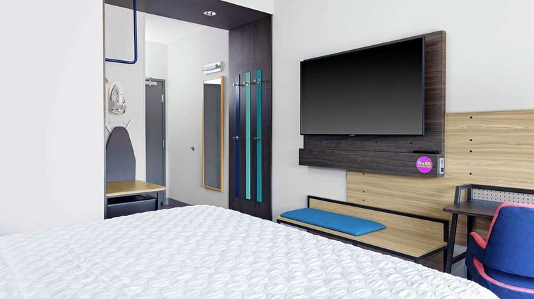 <b>Tru by Hilton Cleveland Midtown Room</b>. Images powered by <a href="https://iceportal.shijigroup.com/" title="IcePortal" target="_blank">IcePortal</a>.