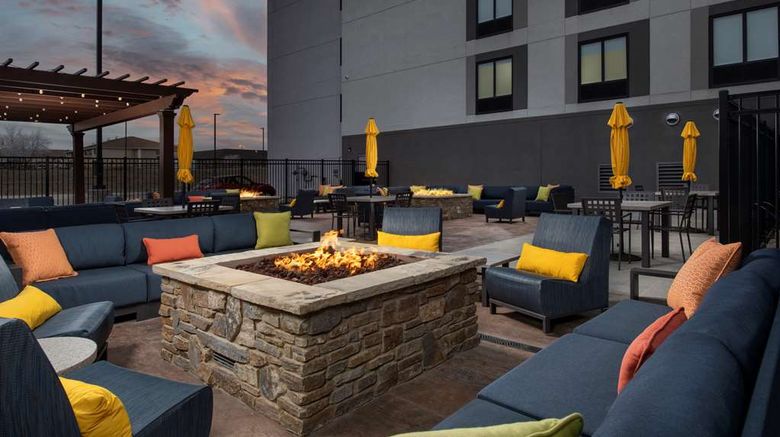 <b>Hampton Inn & Suites Rapid City Rushmore Exterior</b>. Images powered by <a href="https://iceportal.shijigroup.com/" title="IcePortal" target="_blank">IcePortal</a>.