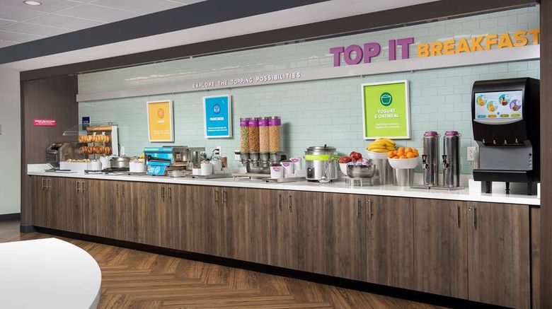 <b>Tru by Hilton Rapid City Rushmore Restaurant</b>. Images powered by <a href="https://iceportal.shijigroup.com/" title="IcePortal" target="_blank">IcePortal</a>.