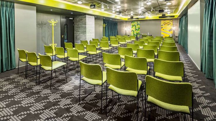 nhow London Meeting