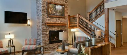 GrandStay Hotel and Suites Sisters OR Lobby