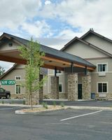 GrandStay Hotel and Suites Sisters OR