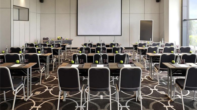 <b>Movenpick Surabaya City Meeting</b>. Images powered by <a href="https://iceportal.shijigroup.com/" title="IcePortal" target="_blank">IcePortal</a>.