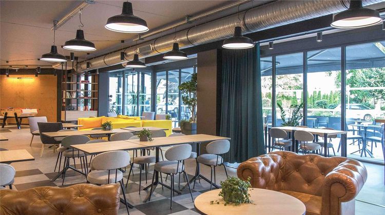 Ibis Styles Aeroport Mulhouse Exterior