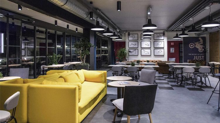 Ibis Styles Aeroport Mulhouse Restaurant
