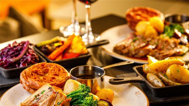 Mercure Cardiff North Hotel Restaurant