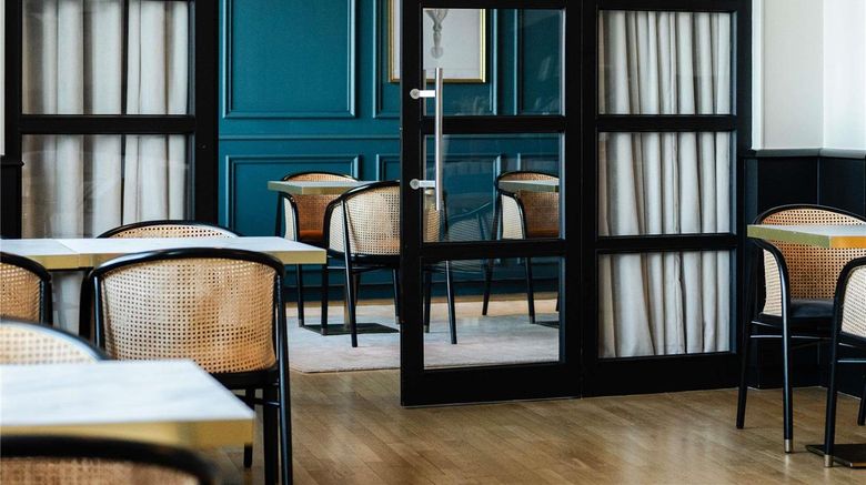 <b>Mercure Roscoff Bord De Mer Meeting</b>. Images powered by <a href="https://iceportal.shijigroup.com/" title="IcePortal" target="_blank">IcePortal</a>.