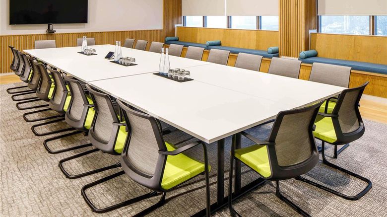 <b>Mercure Bedford Centre Hotel Meeting</b>. Images powered by <a href="https://iceportal.shijigroup.com/" title="IcePortal" target="_blank">IcePortal</a>.