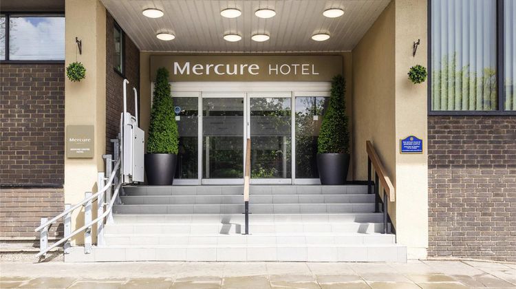 Mercure Bedford Centre Hotel Exterior