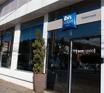 Ibis Budget Itaperuna Exterior