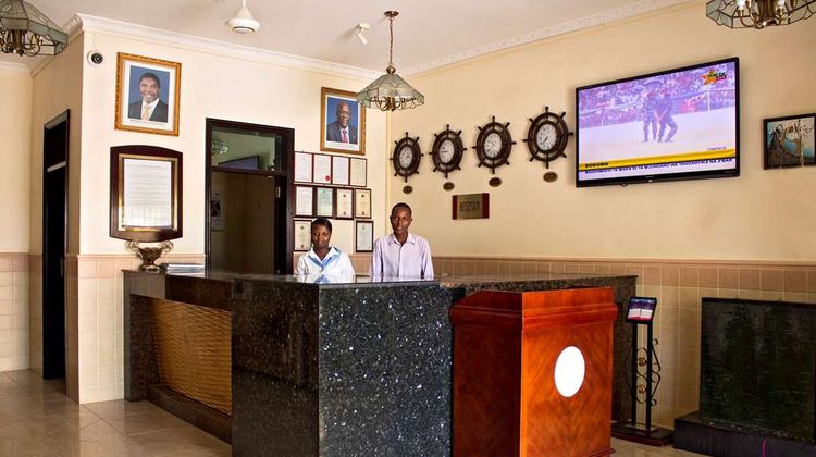 Island Paradise Inn Lobby