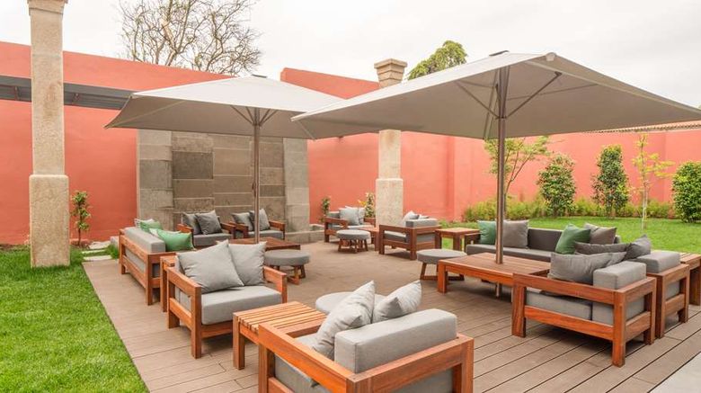 <b>NH Porto Jardim Exterior</b>. Images powered by <a href="https://iceportal.shijigroup.com/" title="IcePortal" target="_blank">IcePortal</a>.