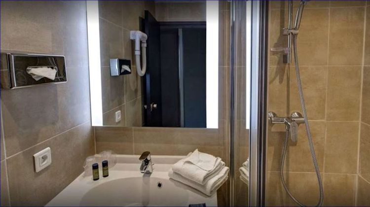 Hotel Arles Plaza Room