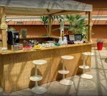 Hotel Arles Plaza Exterior