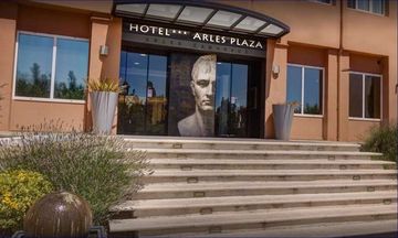 Hotel Arles Plaza