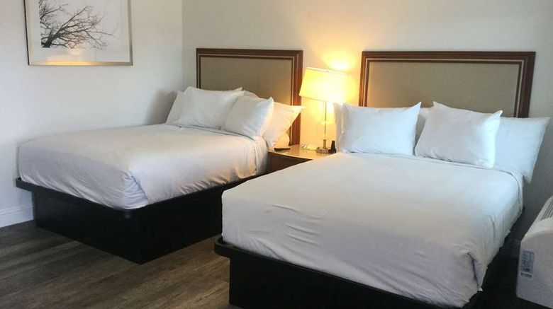<b>Travelodge by Wyndham Crescent City Room</b>. Images powered by <a href="https://iceportal.shijigroup.com/" title="IcePortal" target="_blank">IcePortal</a>.