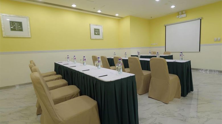 <b>Ramada Wyndham Hong Kong Grand View Meeting</b>. Images powered by <a href="https://iceportal.shijigroup.com/" title="IcePortal" target="_blank">IcePortal</a>.