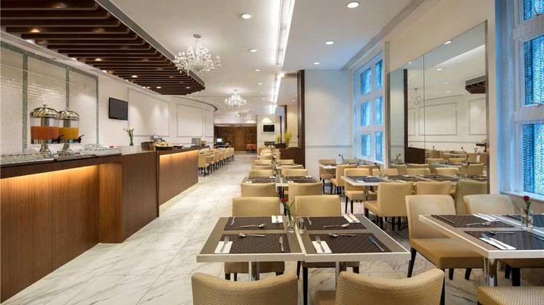 <b>Ramada Wyndham Hong Kong Grand View Restaurant</b>. Images powered by <a href="https://iceportal.shijigroup.com/" title="IcePortal" target="_blank">IcePortal</a>.