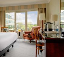 Herbert Park Hotel Room