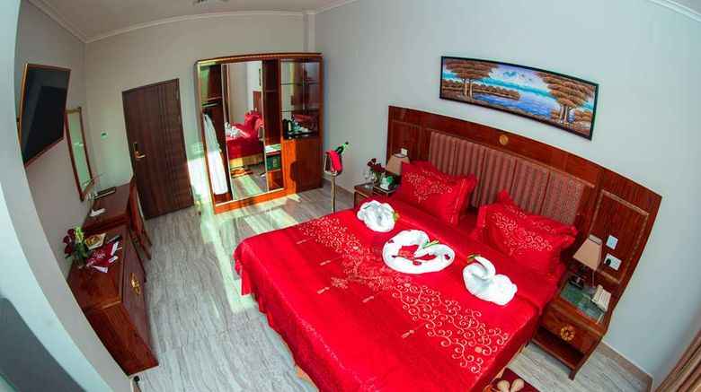 <b>Tiffany Diamond Hotel Makunganya Suite</b>. Images powered by <a href="https://iceportal.shijigroup.com/" title="IcePortal" target="_blank">IcePortal</a>.