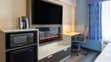 Days Hotel by Wyndham North Bergen Room