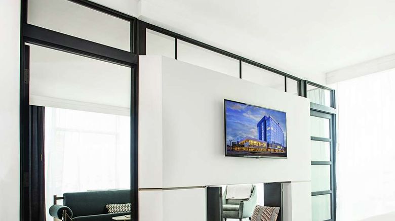 <b>Thompson Nashville by Hyatt Suite</b>. Images powered by <a href="https://iceportal.shijigroup.com/" title="IcePortal" target="_blank">IcePortal</a>.