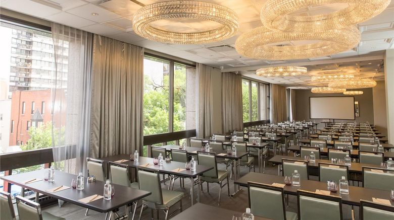 <b>Thompson Chicago by Hyatt Meeting</b>. Images powered by <a href="https://iceportal.shijigroup.com/" title="IcePortal" target="_blank">IcePortal</a>.