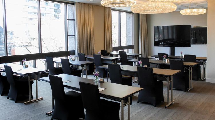 Thompson Chicago by Hyatt Meeting