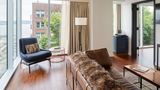 <b>Thompson Seattle by Hyatt Suite</b>. Images powered by <a href="https://iceportal.shijigroup.com/" title="IcePortal" target="_blank">IcePortal</a>.