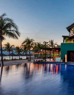 Thompson Zihuatanejo