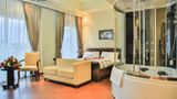 <b>Magnolia Hotel & Conference Center Suite</b>. Images powered by <a href="https://iceportal.shijigroup.com/" title="IcePortal" target="_blank">IcePortal</a>.