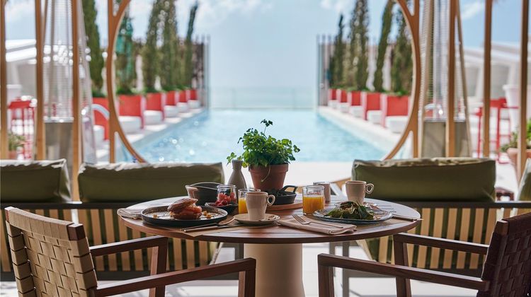 Higueron Hotel, Curio Collection Restaurant