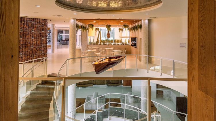 Higueron Hotel, Curio Collection Lobby