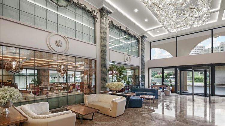 DoubleTree by Hilton Istanbul Esentepe Lobby